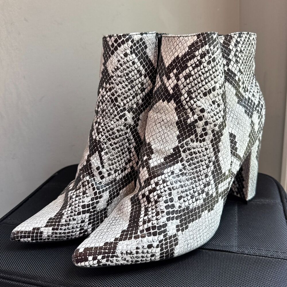 Black Bamboo Snake Skin Style Heeled Booties (Women's Size 10)